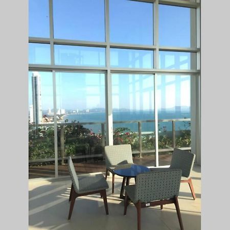 Stunning Seaview Suite ジョムティエンビーチ エクステリア 写真
