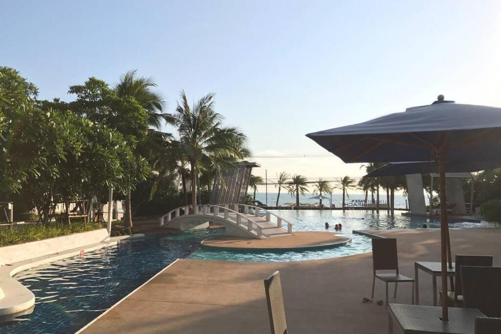 Stunning Seaview Suite ジョムティエンビーチ エクステリア 写真